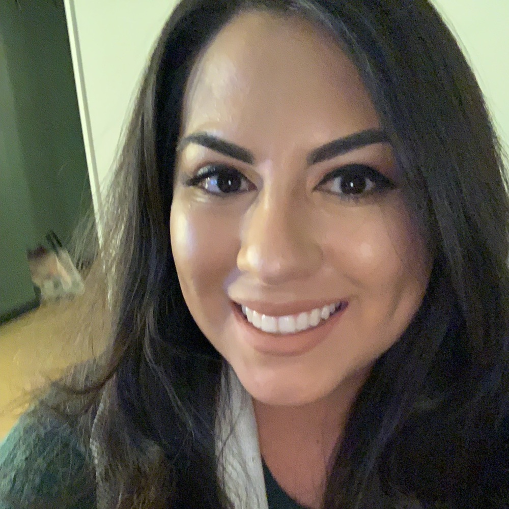 Meet your Posher, Liz